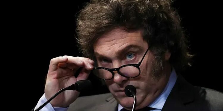Cae la aprobación del Gobierno y se erosiona el pacto anticasta: qué dicen las encuestas