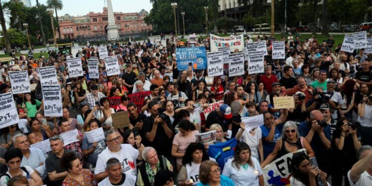Carlos Scipione: «La nueva Ley de Discapacidad es una pantalla para terminar de destruir el sistema”