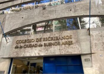 Caso Adorni: el Colegio de Escribanos de la Ciudad afirmó que las operaciones se informan siempre a la UIF