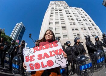 Discapacidad: organizaciones y familiares se movilizaron en todo el país en defensa de los ataques del Gobierno