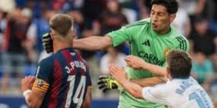 Dura sanción para Esteban Andrada: cuántos partidos de suspensión recibió el arquero tras agredir a Jorge Pulido