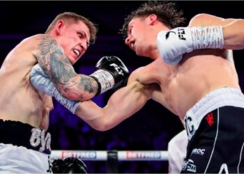 El brutal nocaut que sufrió el boxeador irlandés Glenn Byrne: “Su carrera se acabó”