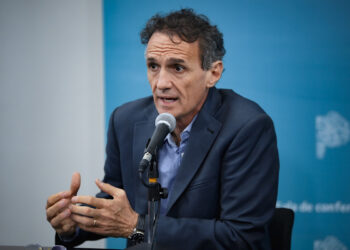 El gobierno bonaerense denunció «irregularidades» en la concesión de rutas nacionales y le reclamó a Caputo