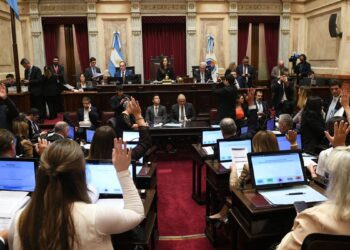 El Senado sesiona para tratar pliegos y acuerdos militares