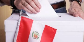 Elecciones en Perú: más de 52.000 peruanos votaron en una jornada inédita tras fallas en los comicios
