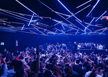 Italia: prostitutas, gas de la risa y servicios clandestinos para más de 50 futbolistas de la Serie A