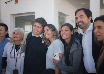Kicillof calificó de «criminal» el fin del plan Remediar y anunció un refuerzo de medicamentos a los municipios