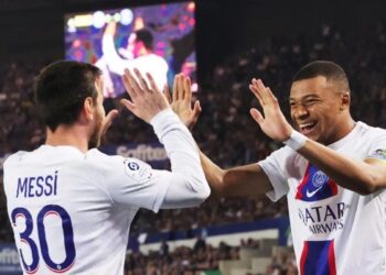 Kylian Mbappé llenó de elogios a Lionel Messi: “Hace todo bien”