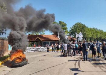 La Justicia pone el foco en las refacciones de la casa de Adorni en el country de Exaltación de la Cruz