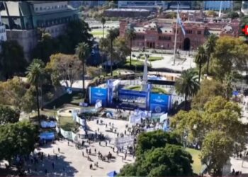 Marcha de la CGT: gremios se movilizan a Plaza de Mayo con consignas contra el Gobierno y la reforma laboral