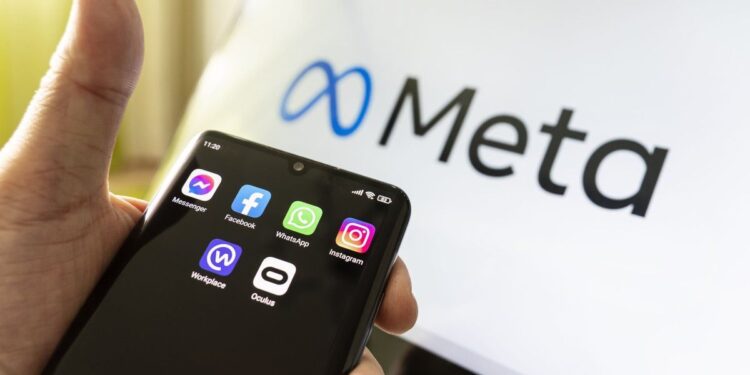 Meta endurece el control parental: permitirá ver de qué hablan los menores con la IA en Facebook, Instagram y Messenger