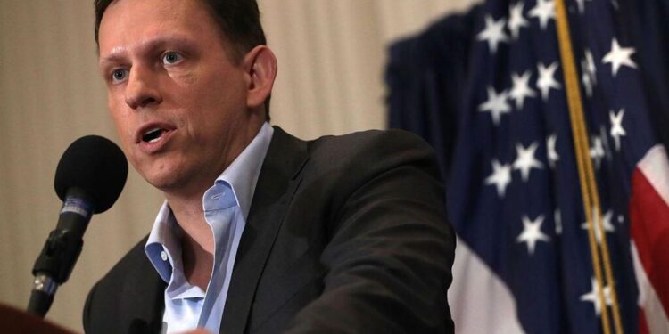¿Por qué la visita de Peter Thiel es una pésima noticia para la democracia argentina?