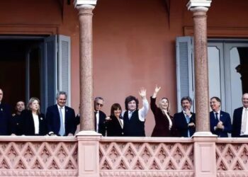 25 de mayo: festejo oficial sobrio, reunión de Gabinete con Javier Milei y un Tedeum con criticas de la Iglesia