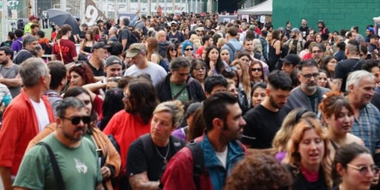 Actos por el 1° de mayo coincidieron en reclamar medidas para garantizar la inserción laboral
