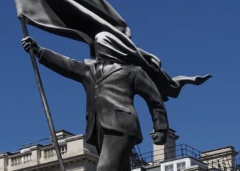Bansky reaparece con una misteriosa escultura en el centro de Londres