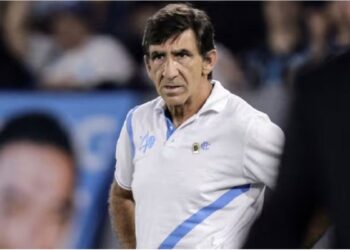Bomba en Racing: Diego Milito echó a Gustavo Costas tras el flojo semestre