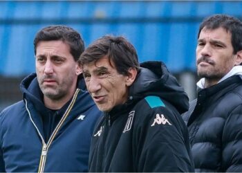 Diego Milito rompió el silencio y explicó por qué decidió terminar el ciclo de Gustavo Costas en Racing