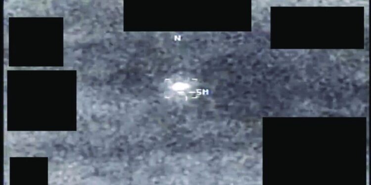 EEUU desclasificó más archivos sobre OVNIS: de videos militares a audios de la NASA