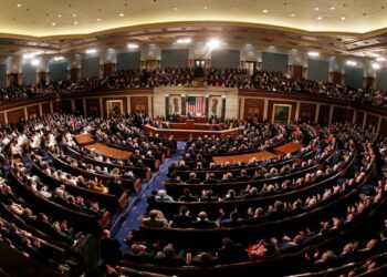 EEUU: la Cámara de Representantes rechazó frenar la guerra contra Irán y respaldó a Donald Trump