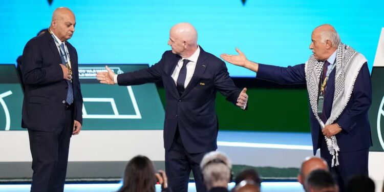 El tenso momento entre los representantes de Israel y Palestina en un congreso de la FIFA
