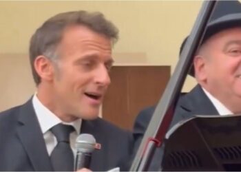 Emmanuel Macron sorprendió a todos cantando “La Bohème” junto al primer ministro de Armenia