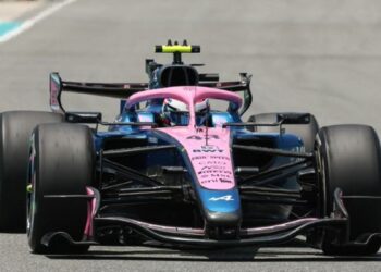 Franco Colapinto voló en Miami: clasificó 8° y repitió su mejor ubicación histórica en la Fórmula 1