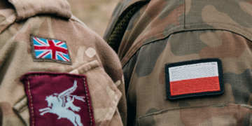 Gran Bretaña y Polonia sellan un acuerdo militar ante el temor por una Rusia “cada vez más agresiva”