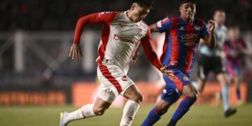 Independiente ganó un duelo directo ante San Lorenzo y ambos se metieron en los playoffs