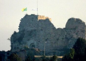 Israel toma una fortaleza histórica en el sur del Líbano y profundiza la ofensiva que tensiona el acuerdo entre Irán y EEUU