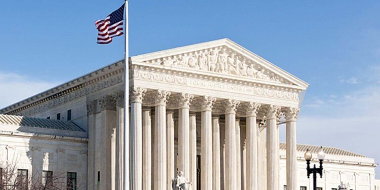 La Corte Suprema de EEUU permite a los republicanos de Alabama rediseñar el mapa electoral para las legislativas