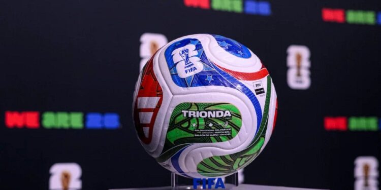 La FIFA presentó Trionda, la pelota del Mundial 2026 que se carga como un celular