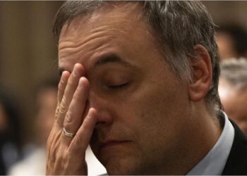 La Justicia evalúa citar a indagatoria a Manuel Adorni antes de la feria judicial