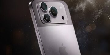 Luis Caputo celebró la baja de precios en celulares y puso como ejemplo al iPhone: cuánto cuesta en Argentina