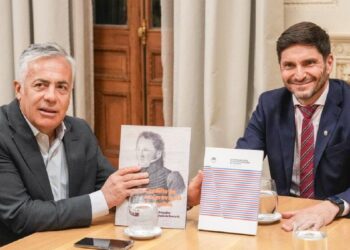 Maximiliano Pullaro se reunió en Rosario con gobernadores del interior para impulsar una agenda federal