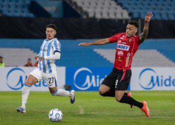 Papelón de Racing: empató con Caracas en Avellaneda y quedó eliminado de la Copa Sudamericana