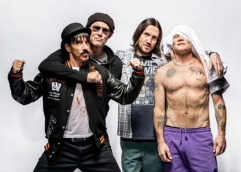 Red Hot Chili Peppers vendió su catálogo musical a Warner Music Group por u$s300 millones