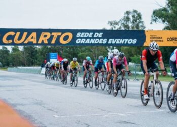 Río Cuarto volvió a escena con el Argentino de Ruta 2026 y reunió a más de 250 ciclistas