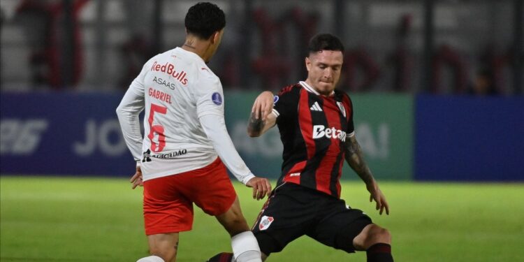 River pierde ante Bragantino en el Monumental y no puede asegurar el primer puesto del grupo