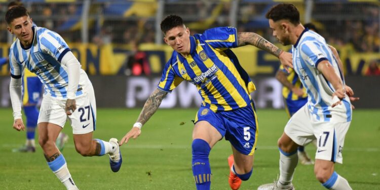 Rosario Central le ganó a Racing en una noche cargada de polémica y avanzó a semifinales
