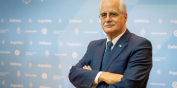 Taiana pide suspender la licitación de la Hidrovía por denuncias de irregularidades