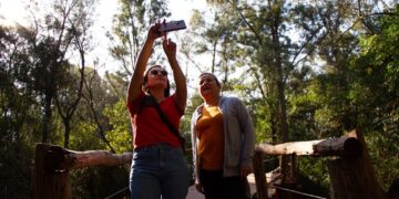 Un oasis en Moreno para disfrutar en familia con bosques, lagos, glamping y gastronomía