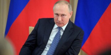 Vladimir Putin evita ponerle fecha al final de la guerra con Ucrania y admite que las negociaciones están estancadas