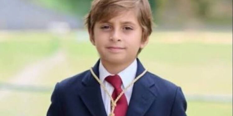 Buscan a Lucas Gámez, el nene de 8 años atrapado entre los escombros por los terremotos en Venezuela