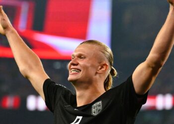 Con un doblete de Haaland, Noruega se impuso ante Senegal y se clasificó a 16avos