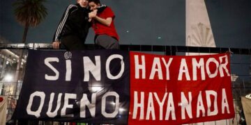 De Martín Fierro a Patricio Rey, la voz viajante del bandolero social