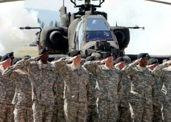 Donald Trump ratifica el despliegue militar de EEUU y descarta una retirada de tropas en Irán