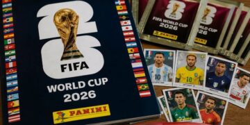 Furor por el álbum 2026: los exorbitantes precios que piden por las figuritas de Messi y Ronaldo