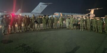 Llegaron los rescatistas argentinos a Venezuela y ya trabajan en la búsqueda de sobrevivientes