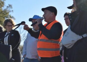«Que no nos vuelvan a romper»: el pueblo de Azul que se planta en Ruta 3 contra un nuevo peaje