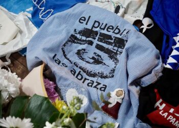 Taty presente: miles de personas despiden a la histórica Madre de Plaza de Mayo